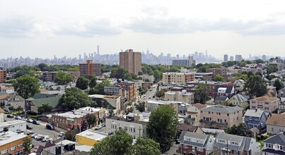 1 Towne Ctr, Cliffside Park, NJ - AERIAL map view
