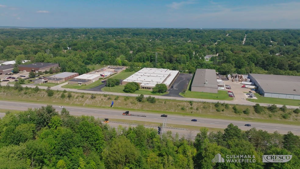 8791 Freeway Dr, Macedonia, OH for lease - Building Photo - Image 3 of 7