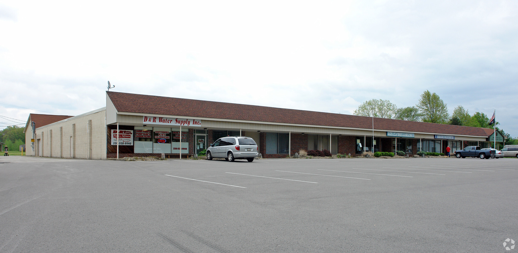 229-263 S Salem Warren Rd, North Jackson, OH for sale Primary Photo- Image 1 of 1