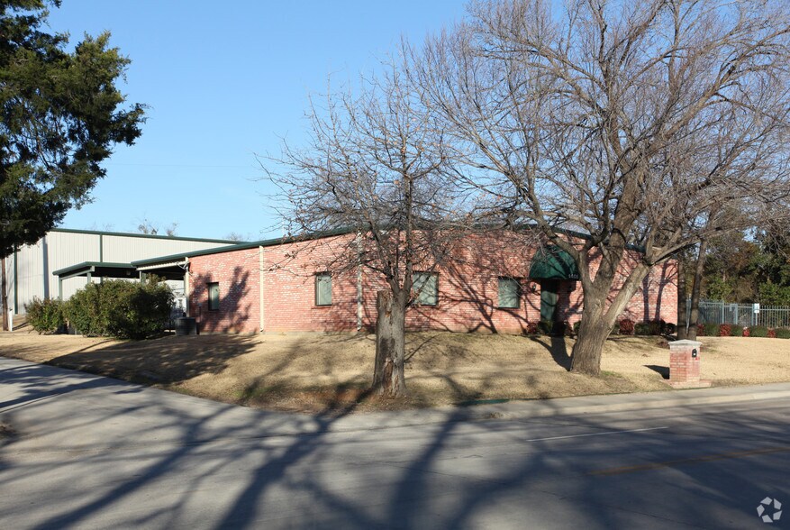 1405 N Union Bower Rd, Irving, TX for sale - Primary Photo - Image 1 of 1