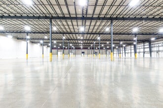 63 Green Mountain Rd, Hazleton, PA for lease Interior Photo- Image 2 of 24