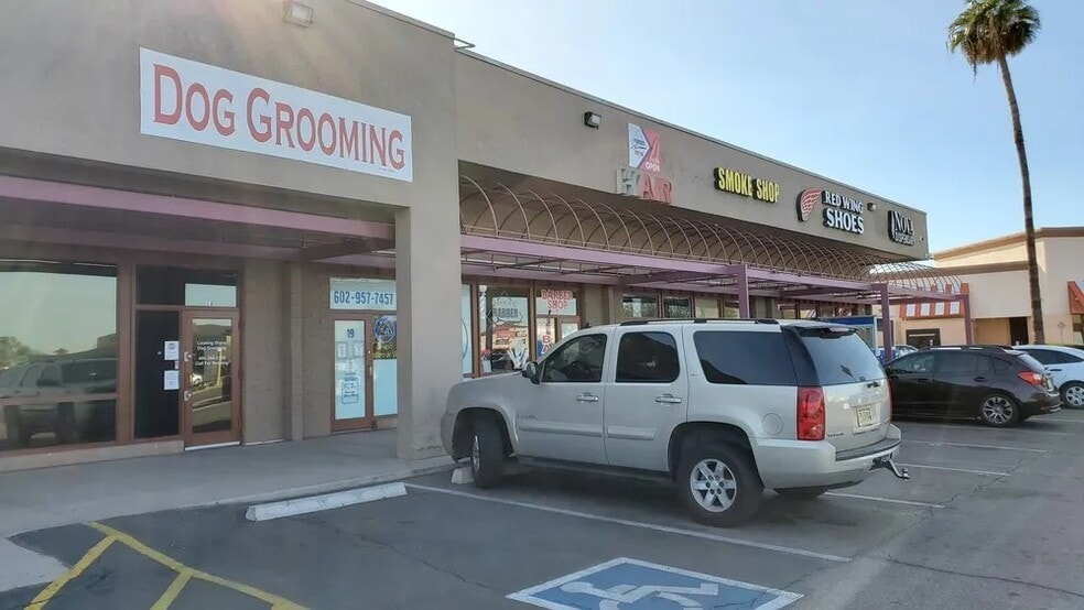 1911 W Broadway Rd, Mesa, AZ for lease - Building Photo - Image 3 of 5