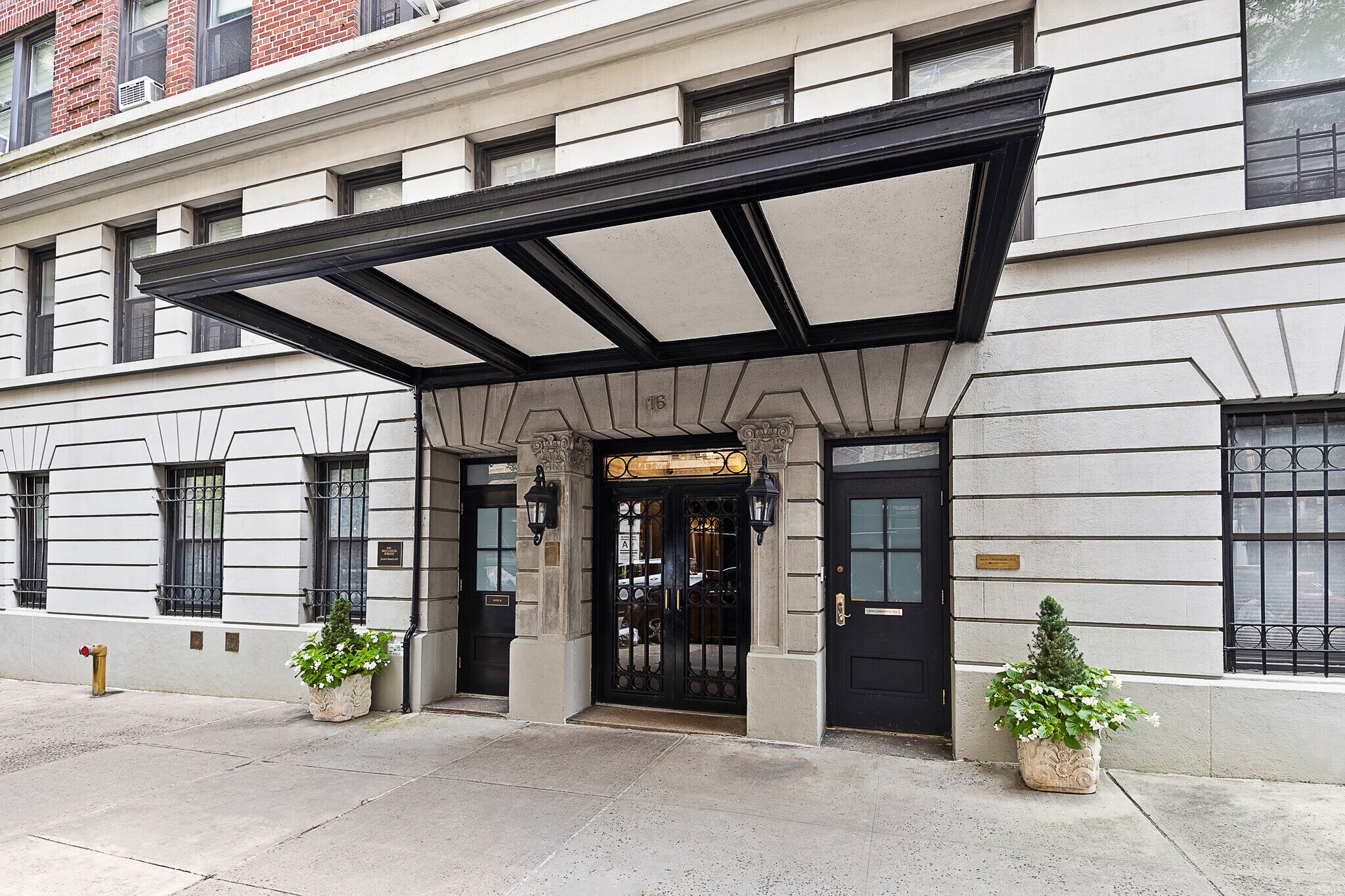 16 E 98th St, New York, NY for sale Building Photo- Image 1 of 1