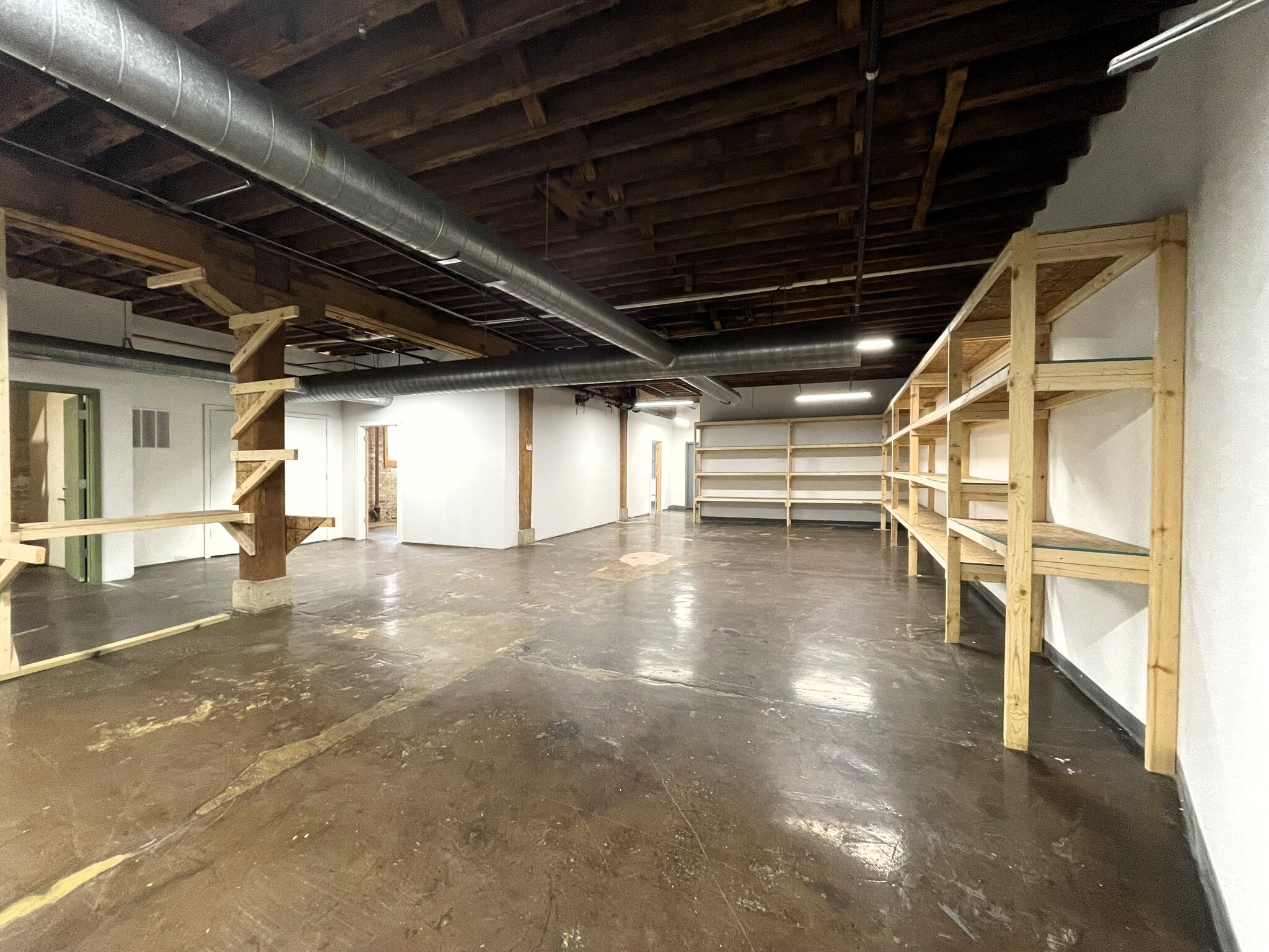 2130-2140 W Fulton St, Chicago, IL for lease Interior Photo- Image 1 of 4