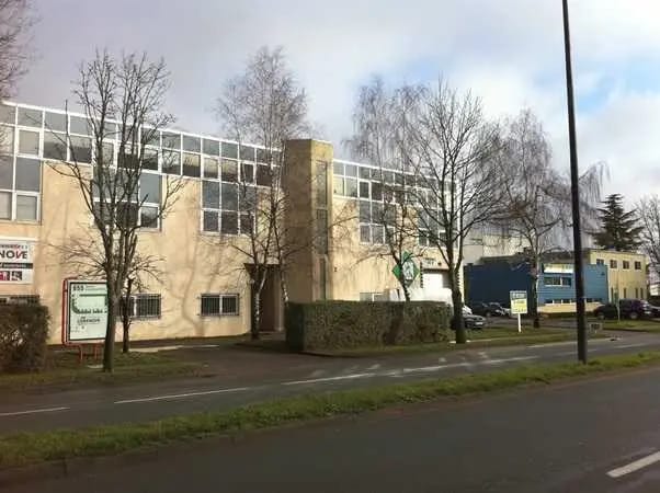 655 Avenue Roland Garros, Buc for sale - Building Photo - Image 2 of 8