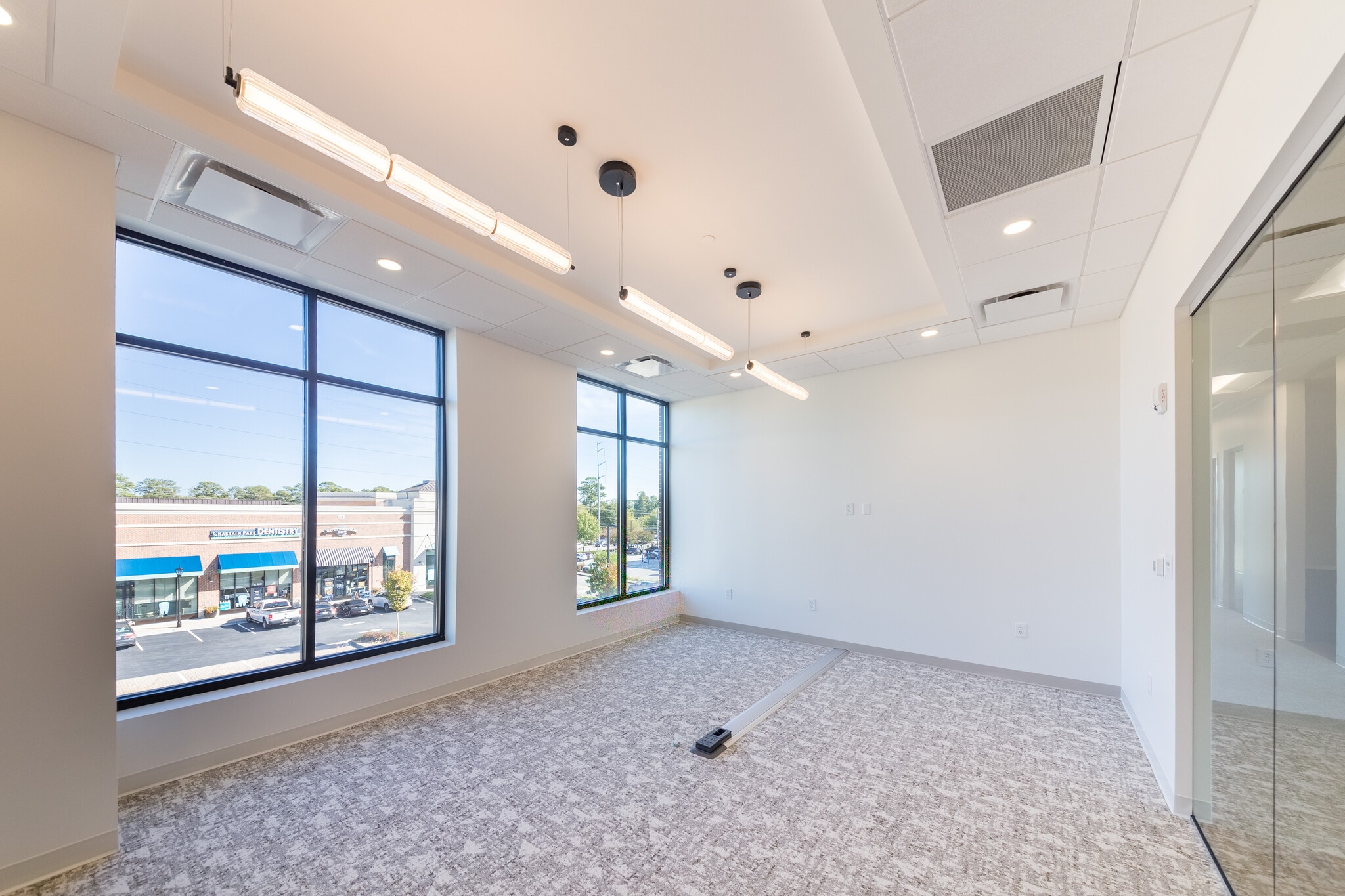 4600 Roswell Rd, Atlanta, GA for lease Interior Photo- Image 1 of 4