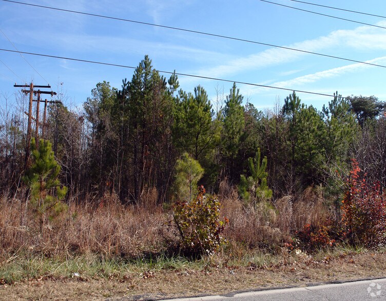 8704 Valley Falls Rd, Boiling Springs, SC for sale - Primary Photo - Image 1 of 1