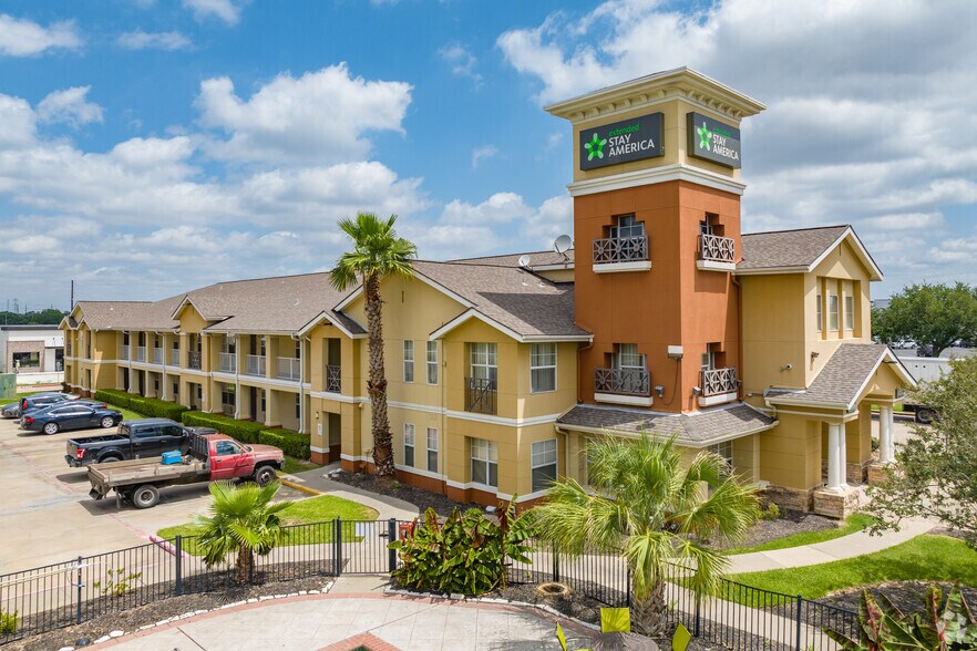 4726 Sugar Grove Blvd, Stafford, TX 77477 | LoopNet