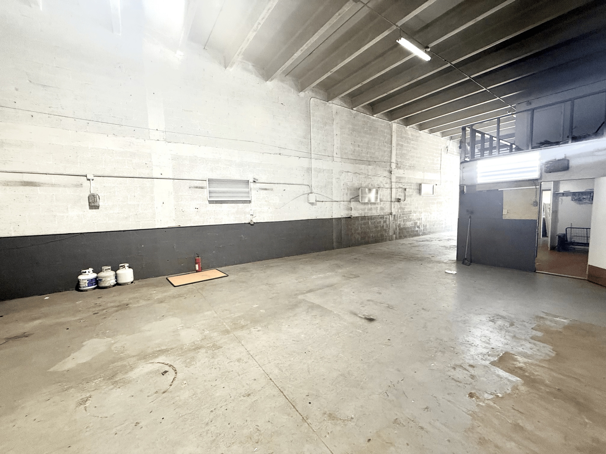 6405-6447 NW 82nd Ave, Miami, FL for lease Interior Photo- Image 1 of 3