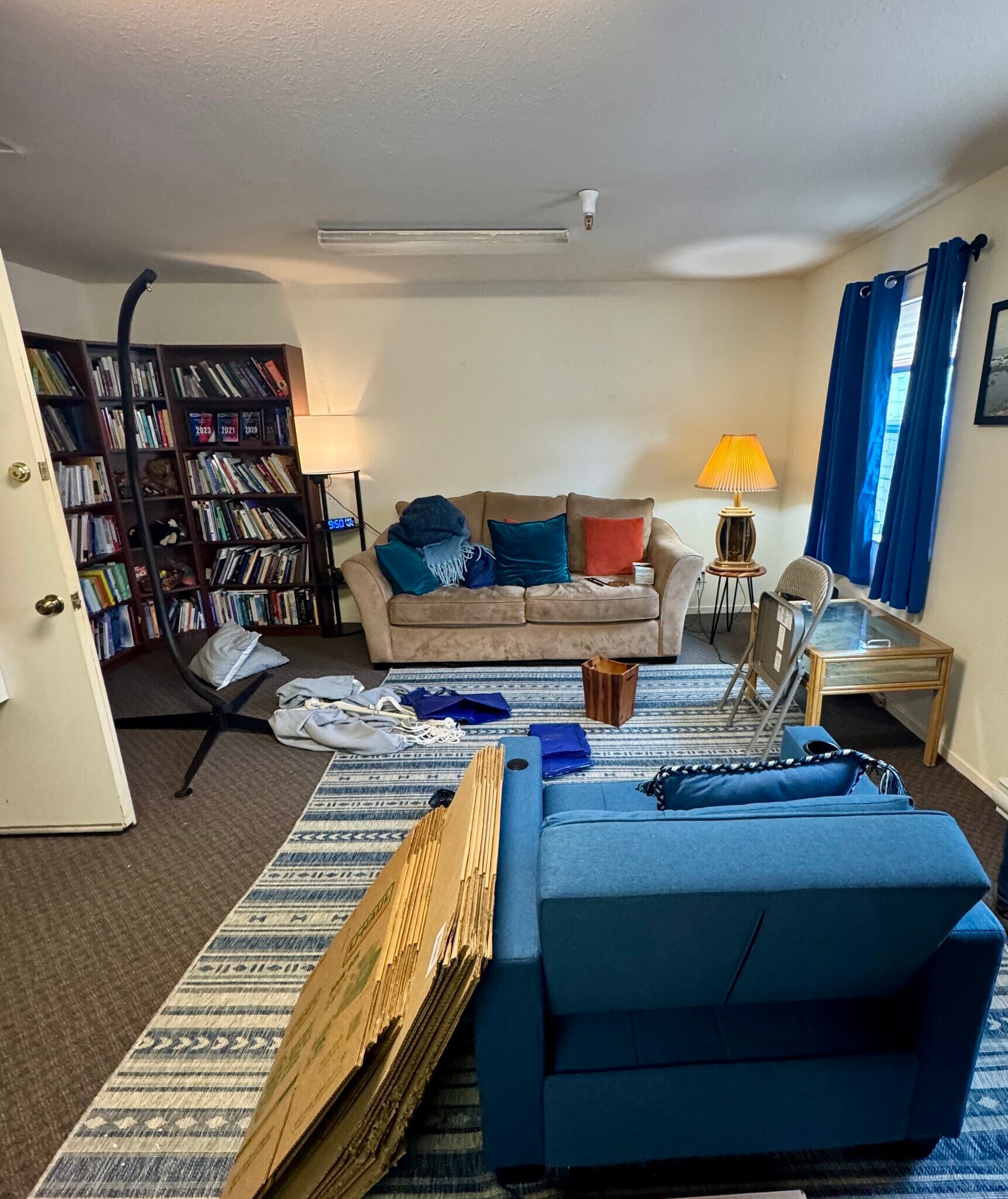 799 Main St, Half Moon Bay, CA for lease Interior Photo- Image 1 of 2