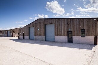 Gallows Ln, Swadlincote for lease Building Photo- Image 1 of 2