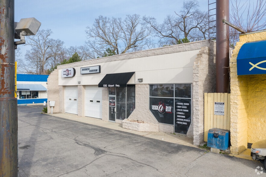 5302 Airport Hwy, Toledo, OH for lease - Building Photo - Image 3 of 6