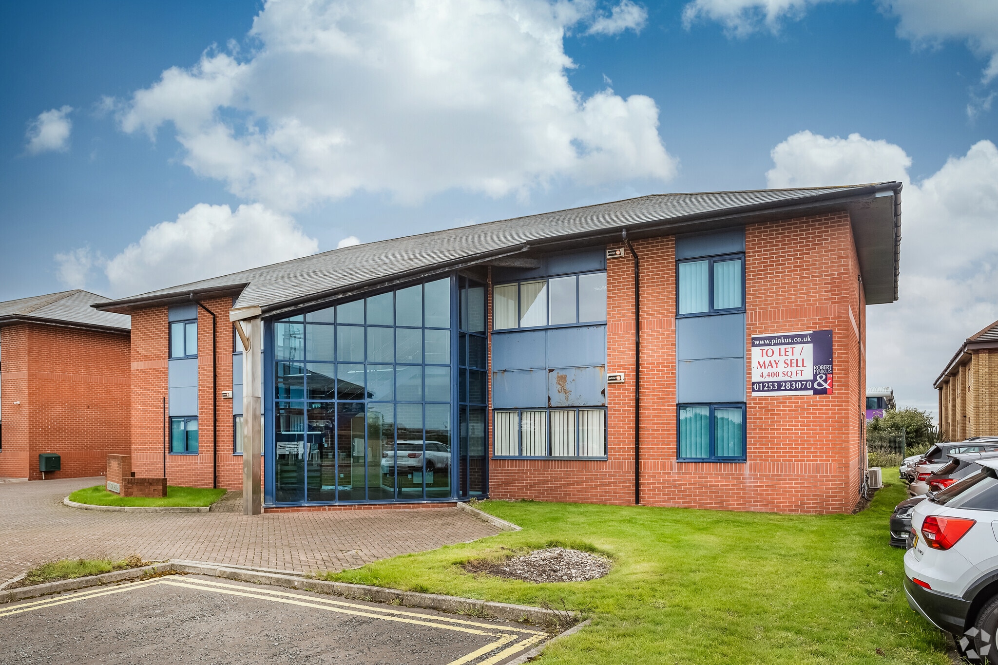 2 Avroe Crescent, Blackpool for sale Primary Photo- Image 1 of 1
