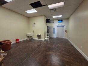 5600 S Harrison Blvd, South Ogden, UT for lease Interior Photo- Image 2 of 2