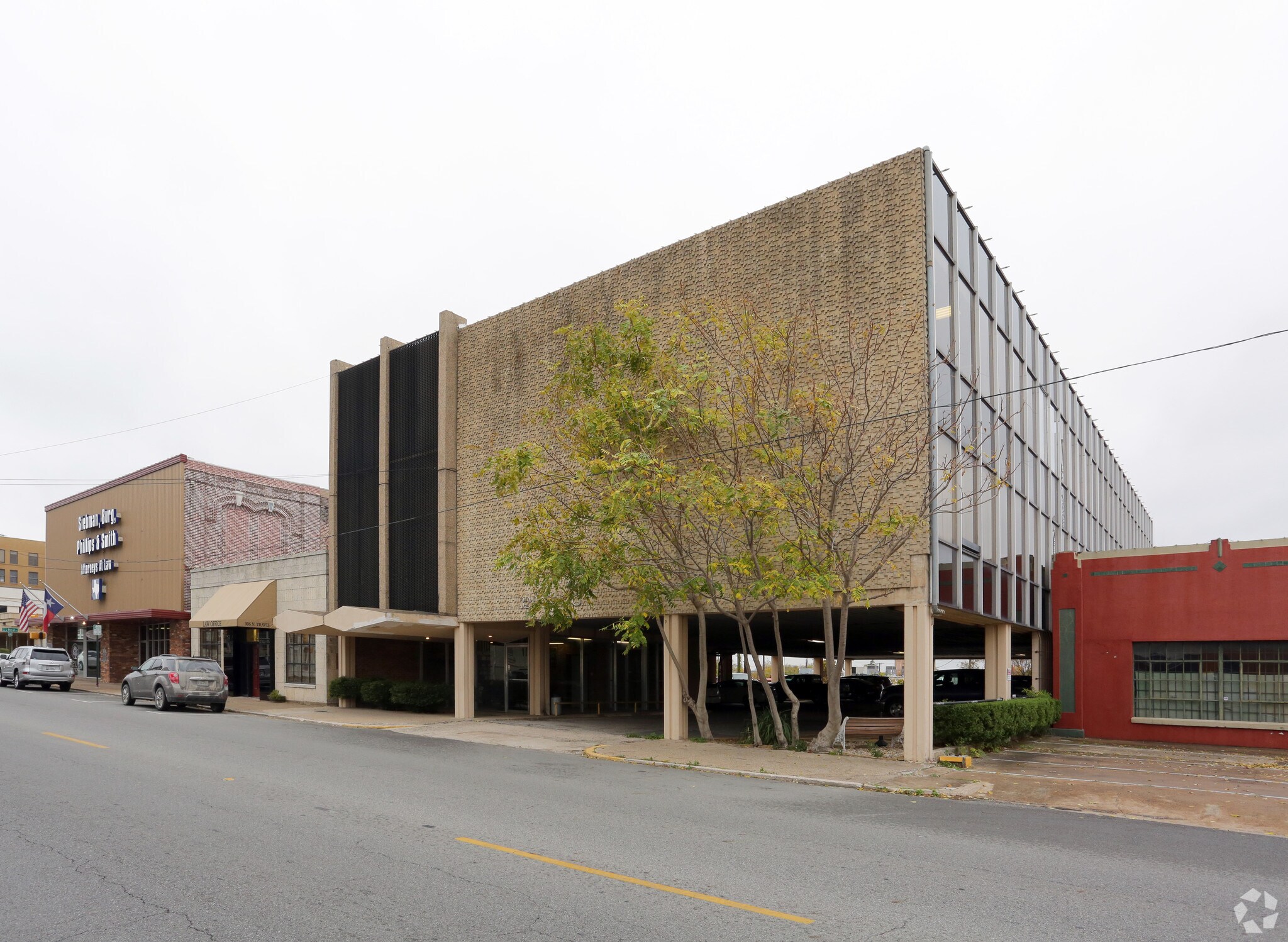 320 N Travis St, Sherman, TX for sale Primary Photo- Image 1 of 1