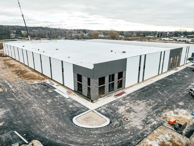 9765 S Division Ave, Byron Center, MI for sale - Building Photo - Image 1 of 1