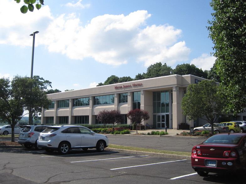 7 Kenosia Ave, Danbury, CT for lease - Building Photo - Image 2 of 14