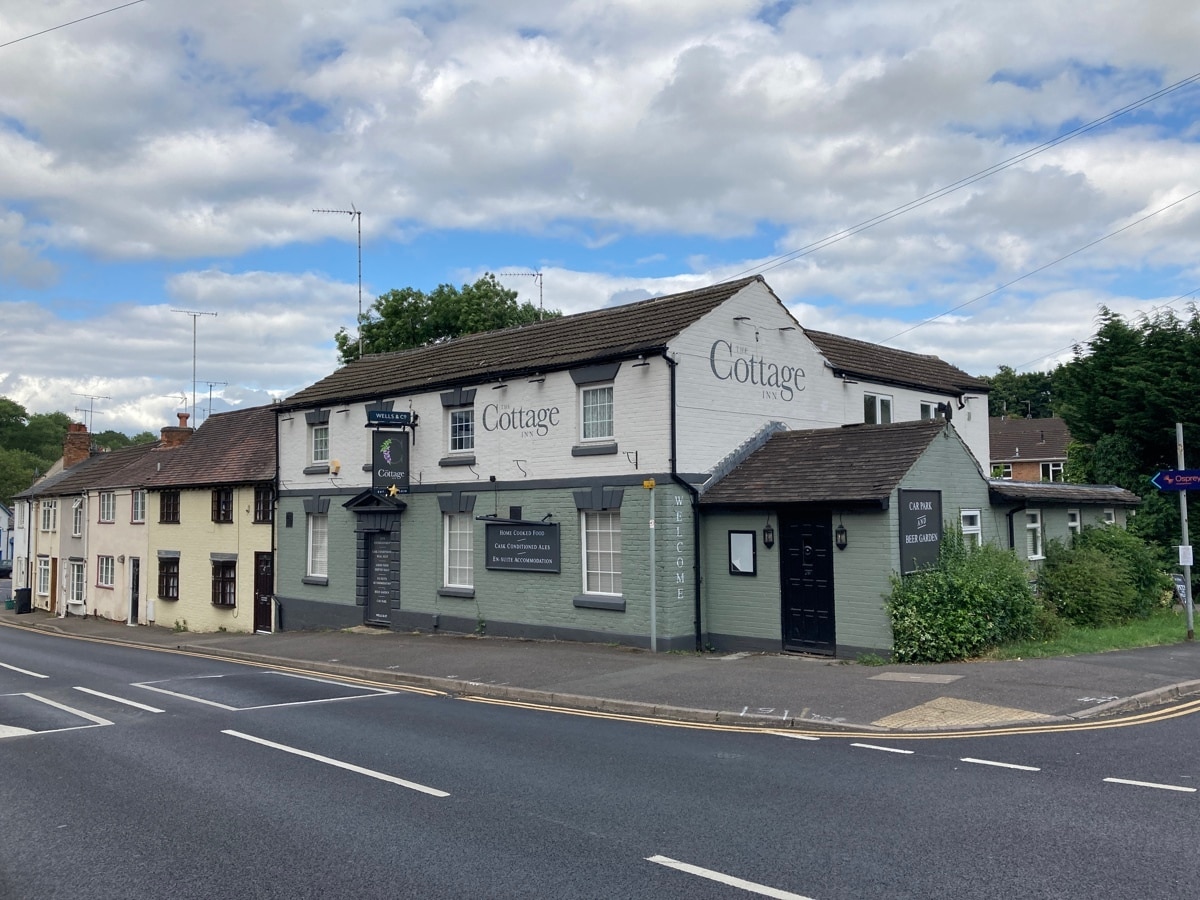 36 Stoneleigh Rd, Kenilworth for sale Primary Photo- Image 1 of 1