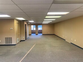 7923 Honeygo Blvd, Baltimore, MD for lease Building Photo- Image 2 of 5