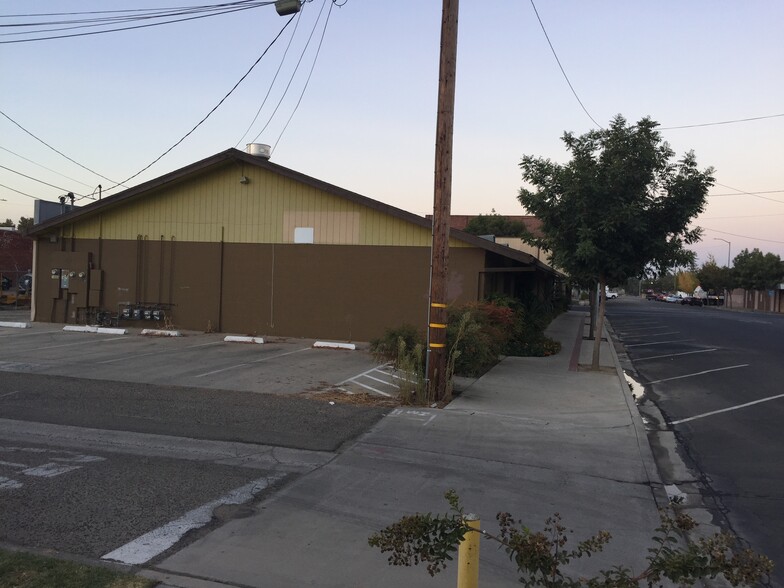 1680 12th St, Reedley, CA for lease - Building Photo - Image 3 of 3