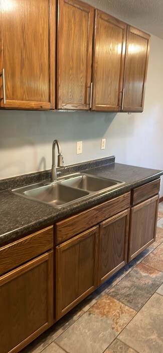 More details for 7750 Silver Lake Rd, Mounds View, MN - Multifamily for Sale