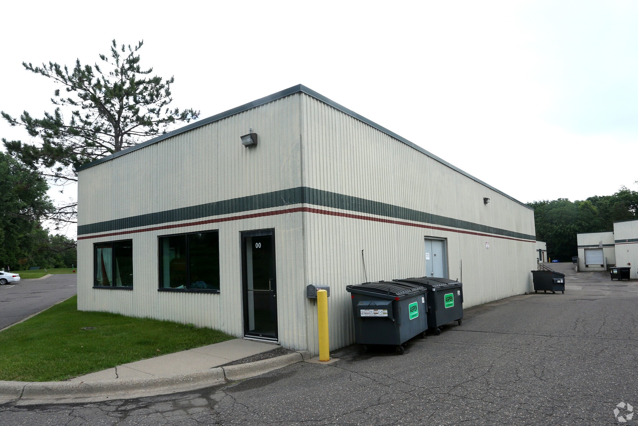 65856595 Edenvale Blvd, Eden Prairie, MN 55346 Edenvale Business