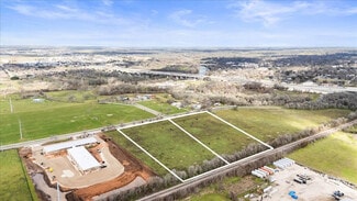 More details for Lovers Lane 5 acre tract, Bastrop, TX - Land for Sale