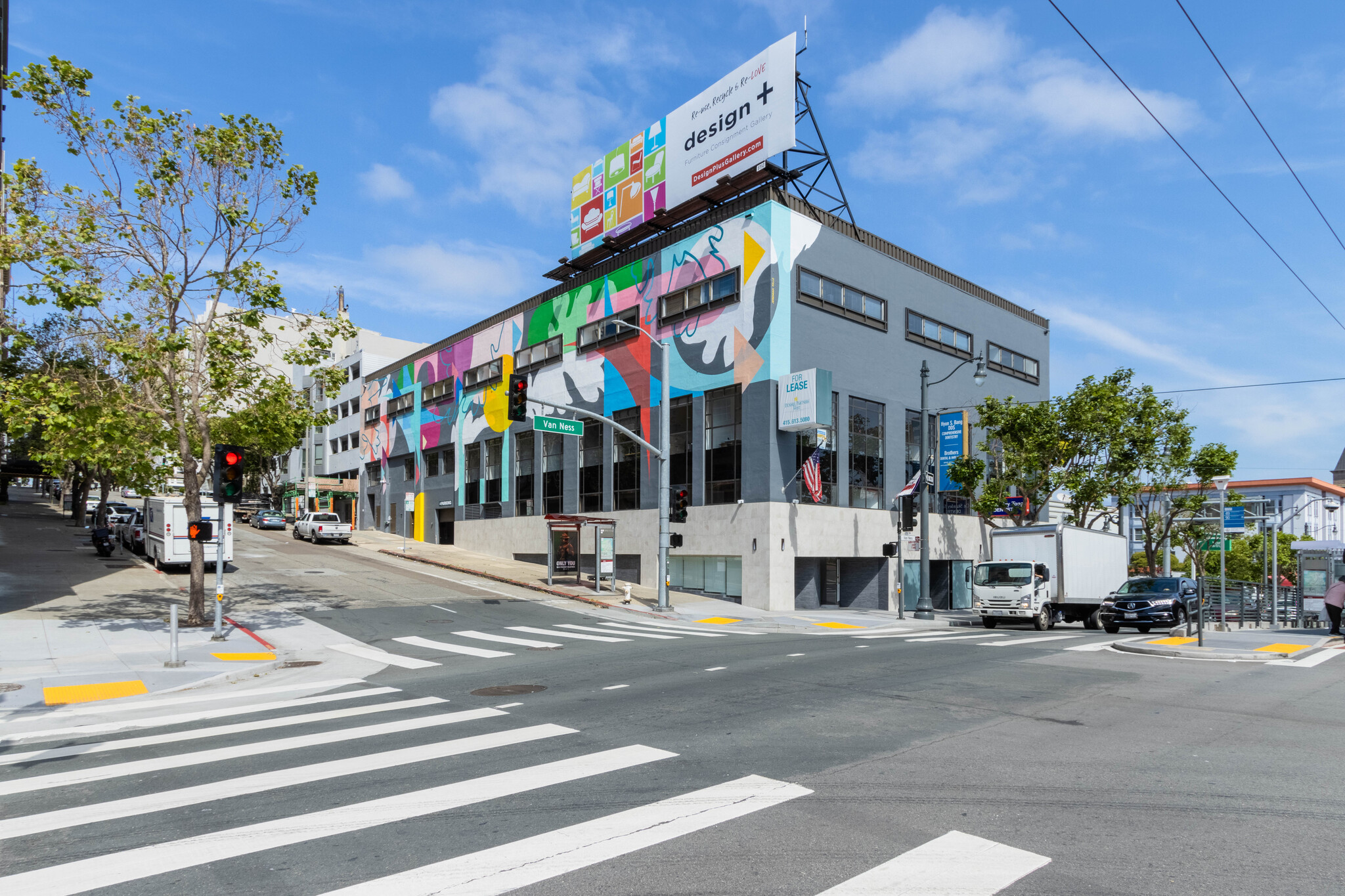 2001 Van Ness Ave, San Francisco, CA for lease Building Photo- Image 1 of 15