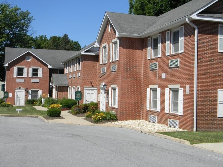 105 E Evans St SW, West Chester, PA for lease - Primary Photo - Image 1 of 12