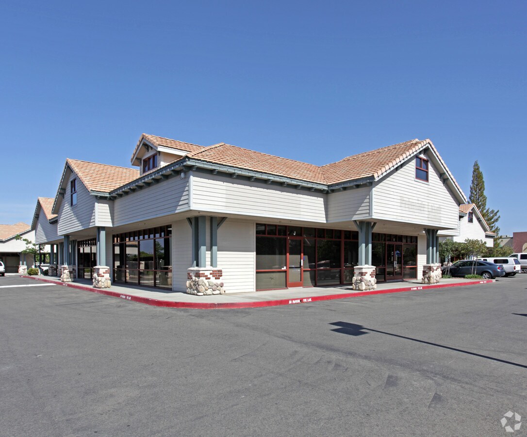 8445 Sierra College Blvd, Roseville, CA 95661