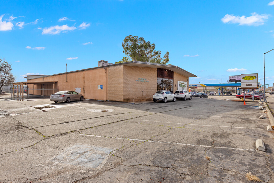 601 Oro Dam Blvd E, Oroville, CA for lease - Building Photo - Image 1 of 7