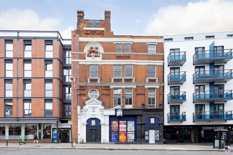 34 Kilburn High St, London for lease - Primary Photo - Image 1 of 2
