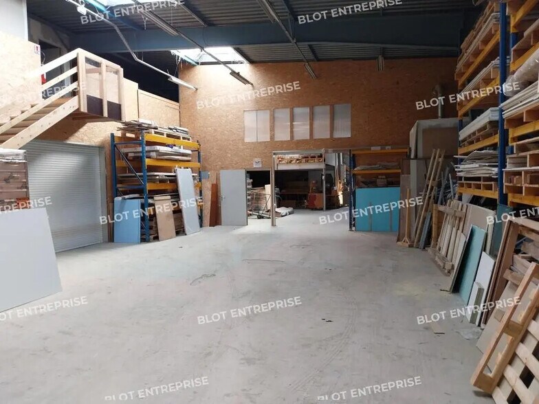 Flex in Nantes for sale - Interior Photo - Image 3 of 9