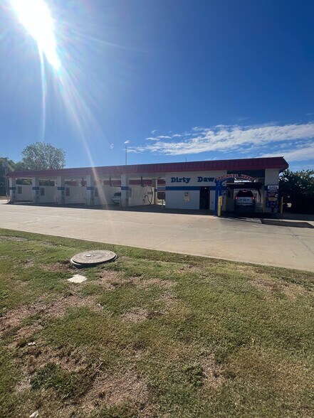 10950 E 116th St, Owasso, OK for sale - Building Photo - Image 1 of 1