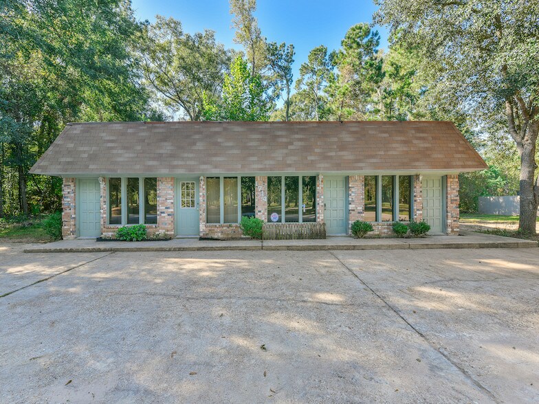 1714 Roman Forest Blvd, New Caney, TX 77357