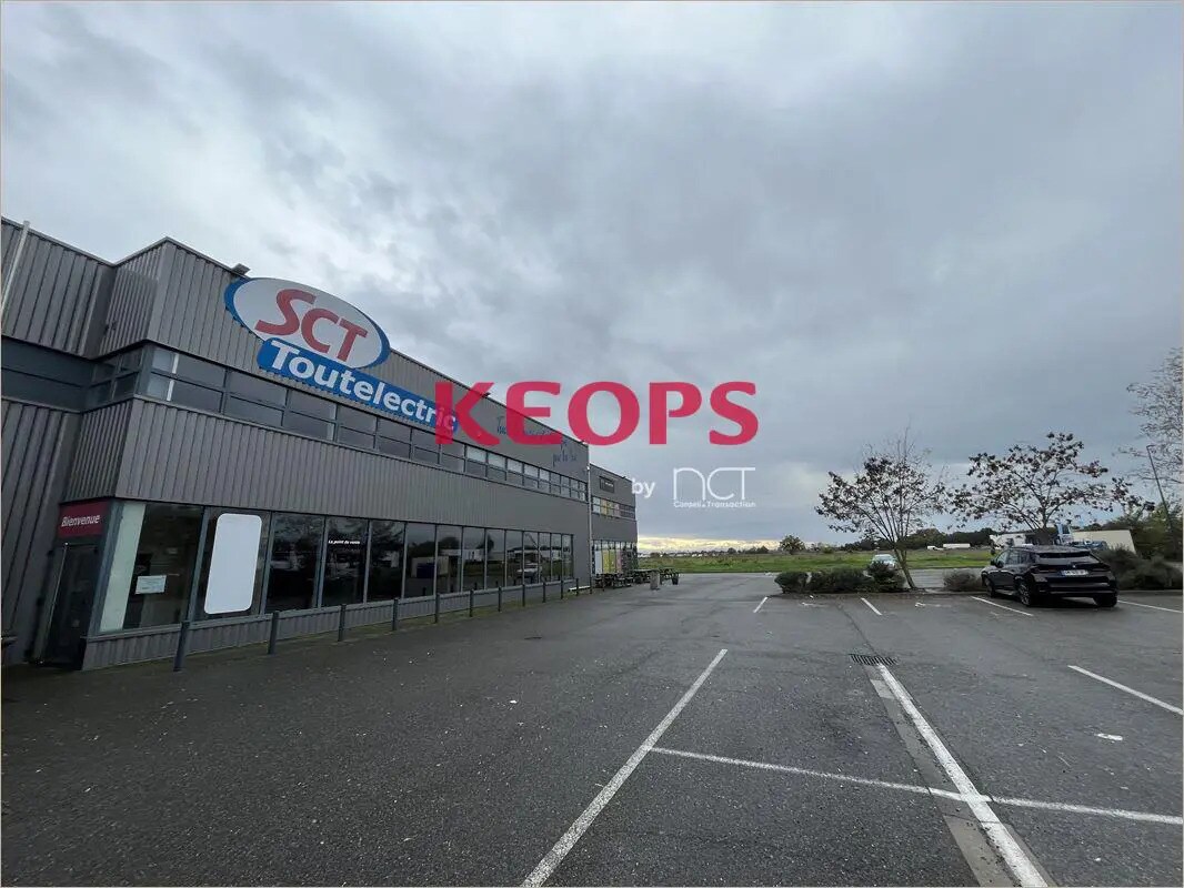 Flex in Plaisance-du-Touch for lease Building Photo- Image 1 of 10