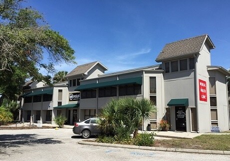 400 Frandorson Cir, Apollo Beach, FL for sale - Building Photo - Image 1 of 1