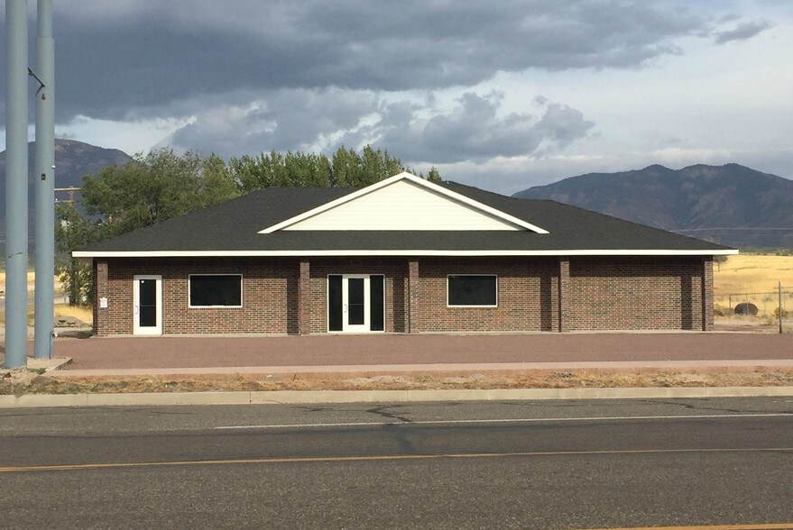 580-590 N Main St, Fillmore, UT for sale - Primary Photo - Image 1 of 1