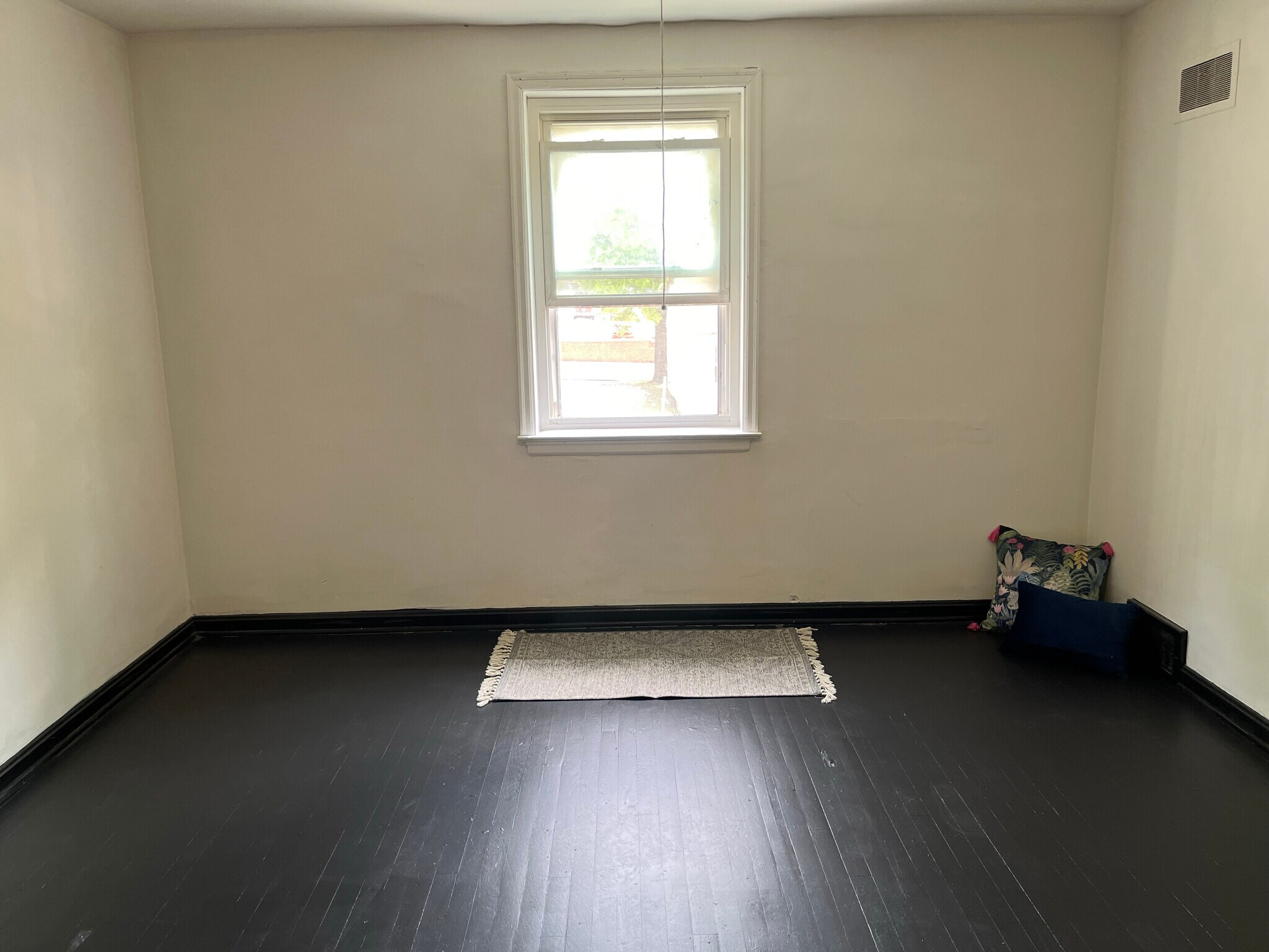 204 S Third St, Richmond, KY for sale Interior Photo- Image 1 of 1