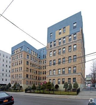 More details for 27 Ludlow St, Yonkers, NY - Multifamily for Sale