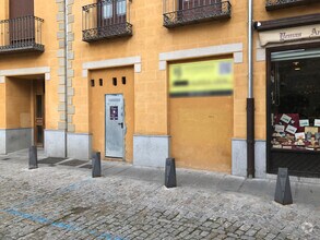 Retail in Ávila, Ávila for lease Interior Photo- Image 1 of 2