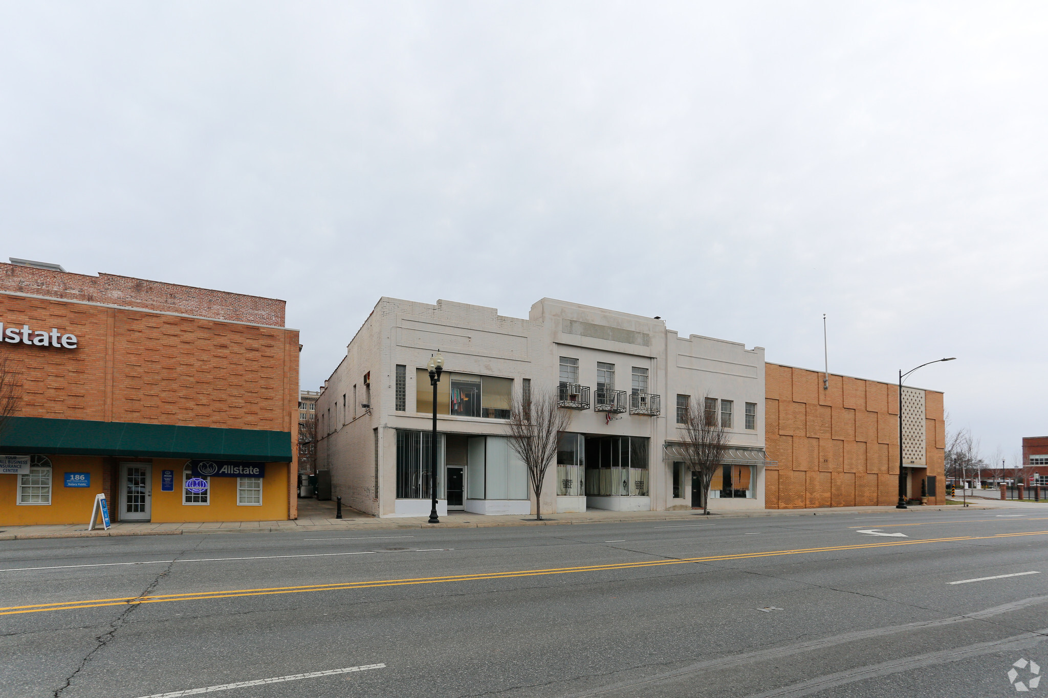 164 W Franklin Blvd, Gastonia, NC for sale Primary Photo- Image 1 of 7