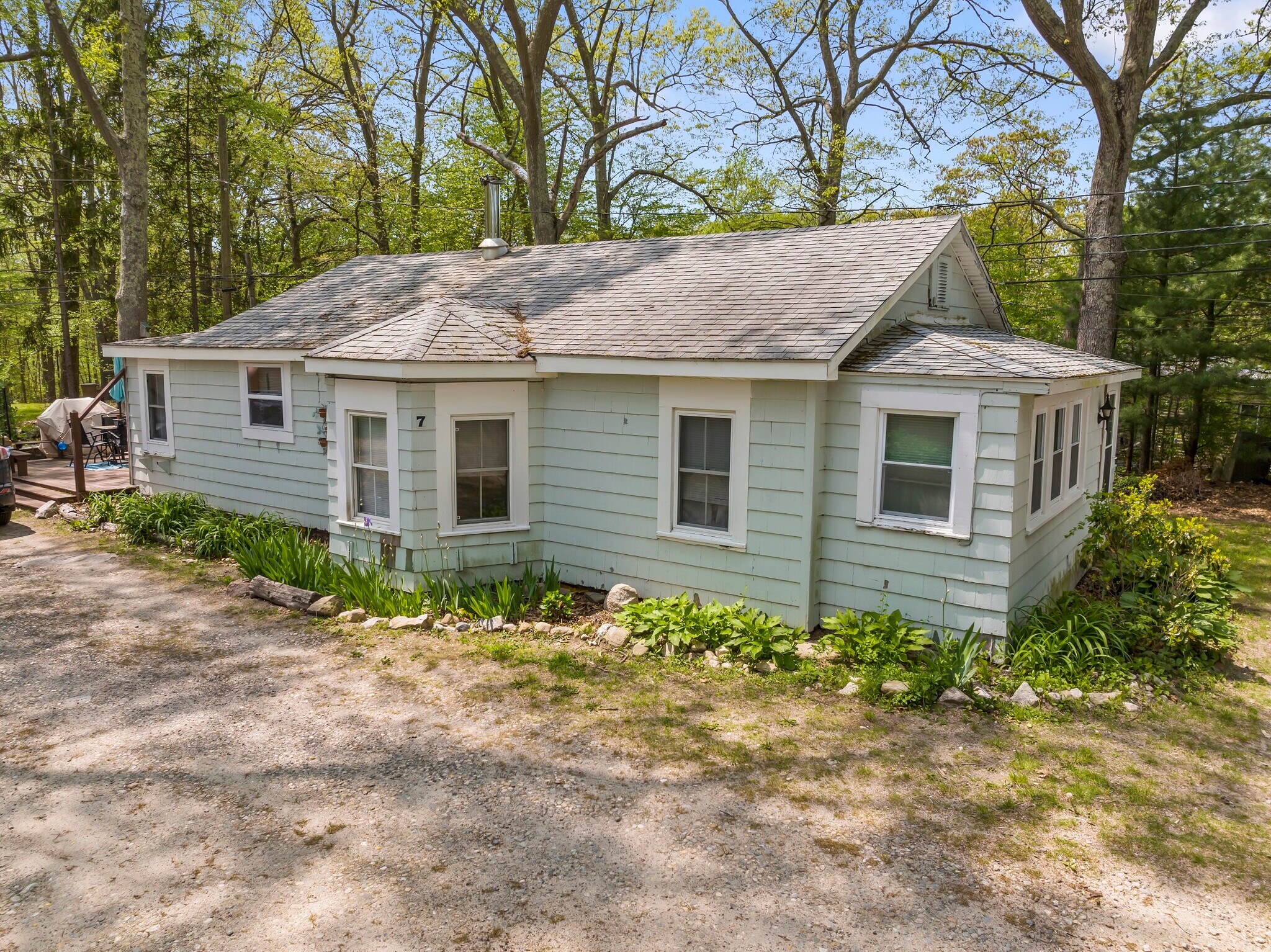 178 W Main St, Niantic, CT 06357 Multifamily for Sale