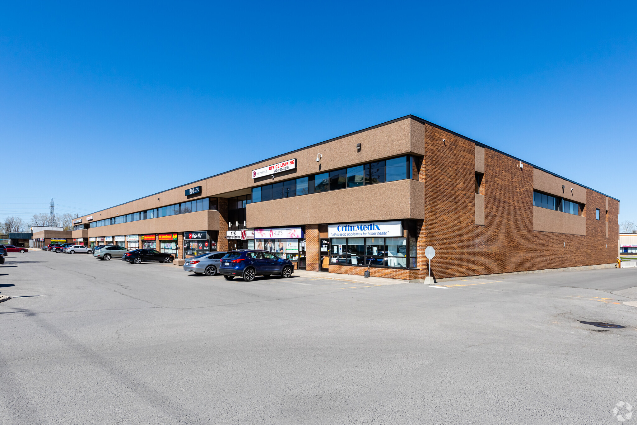 1705-1749 St Laurent Blvd, Ottawa, ON for lease Building Photo- Image 1 of 5