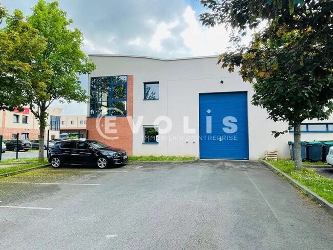 Location Local d'activités 240 m² à 530 m²