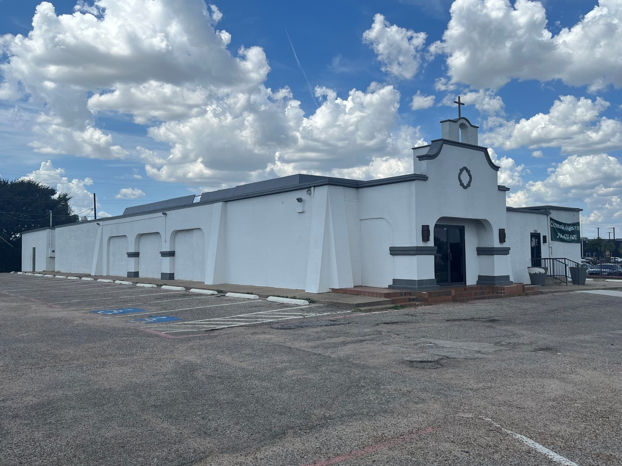 3353 W Northwest Hwy, Dallas, TX for sale Building Photo- Image 1 of 4