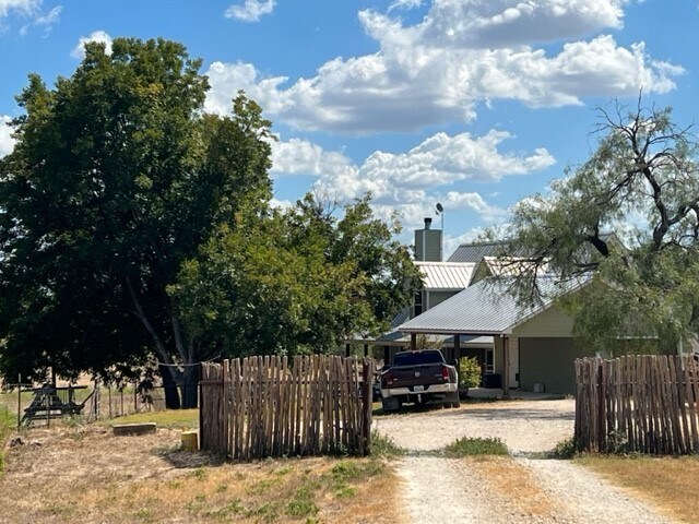 View Photo