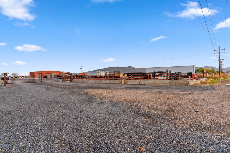7718 W 900 S, Ogden, UT for lease - Building Photo - Image 3 of 27
