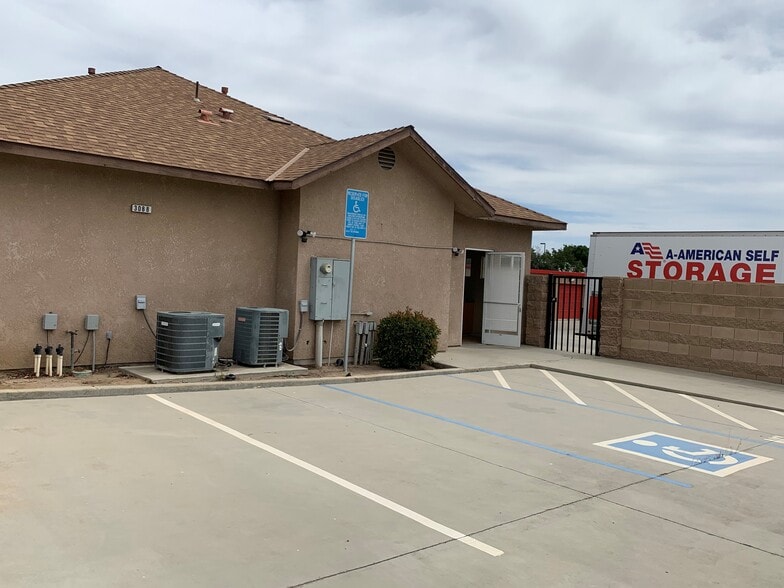 3088 W Clinton Ave, Fresno, CA for sale - Building Photo - Image 1 of 1