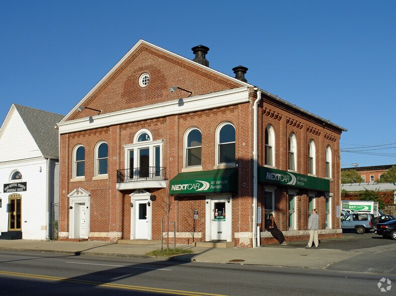 2301-2303 N Howard St, Baltimore, MD for sale - Building Photo - Image 1 of 1